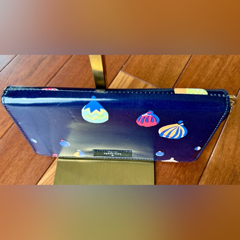 Kate Spade New York Hot Air Balloon Daycation Neda Continental Zip Wallet - Picture 4 of 9